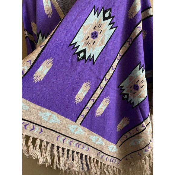 Lucchese Lightweight Alpaca Cape Peruvian Poncho Taos Collegiate Purple One Size - Picture 4 of 5